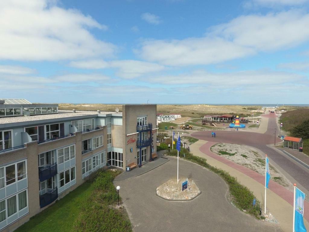 Landal Ameland State Hotel Nes  Exterior photo